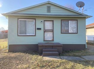 114 E Baltimore Blvd, Flint, MI 48505