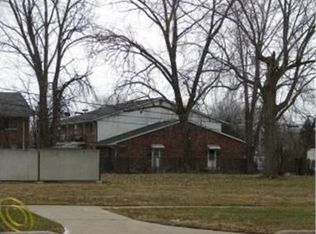 20700 E 12 Mile Rd, Saint Clair Shores, MI 48081
