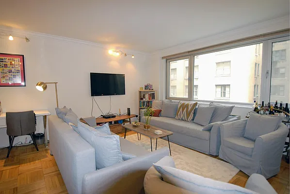Rented by Keller Williams City Views Realty | media 2