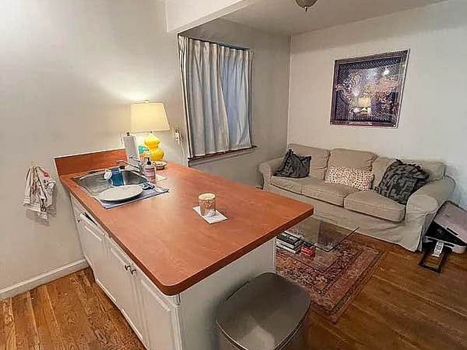 1st image of 247 Eldridge St APT 2B