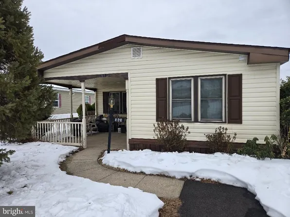 341 Woodstream Way, North Wales, PA 19454