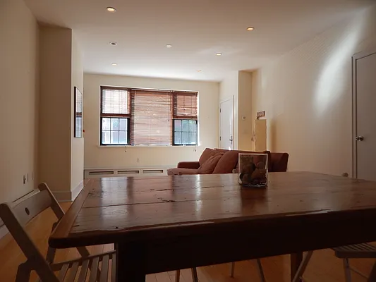 Rented by Realty Collective | media 13