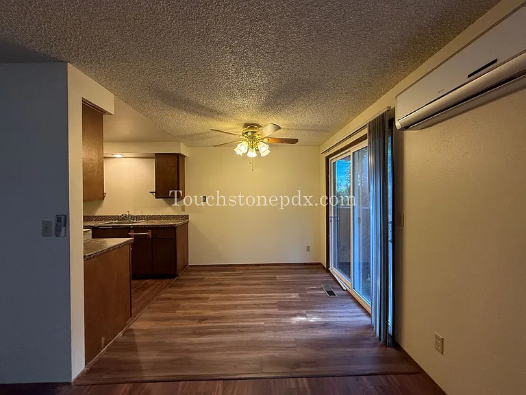 1411 SE 130th Ave — Photo 13