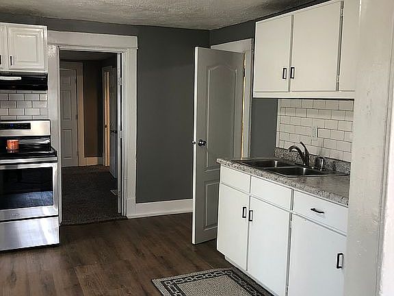 5th image of 1524 Avenue B