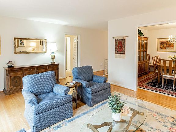 4th image of 6713 Renita Ln