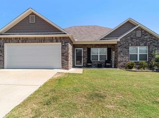 2010 Matthews Meadows Ln, Conway, AR 72032
