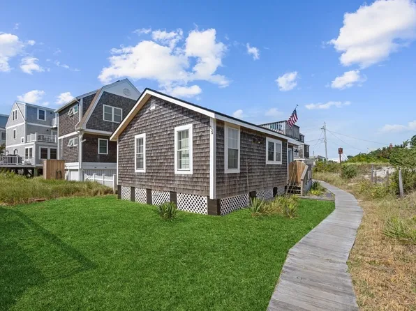 63-63 Taylor Ave #A, Plymouth, MA 02360