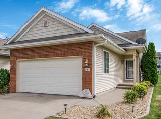 947 W Cherry St, North Liberty, IA 52317