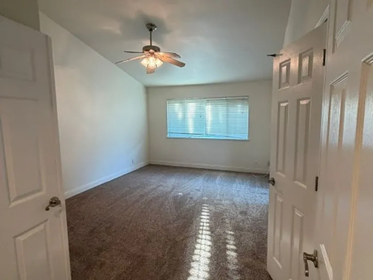 6337 Lincoln Ave — Photo 17