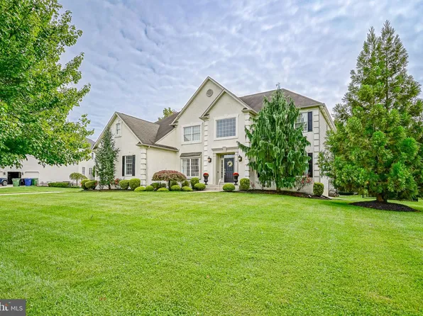 10 Joseph Dr, Sewell, NJ 08080