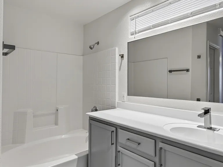 10213 Missouri Meadows St — Photo 5
