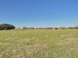 1013 Paradise Pkwy, Poolville, TX 76487