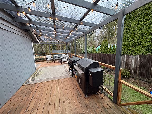 2nd image of 3117 28th Ave SE