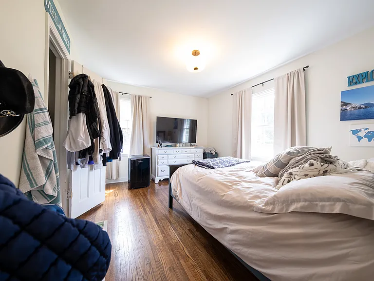 4948 Normandy Pl — Photo 11