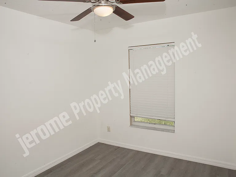 4032 11th St E — Photo 13