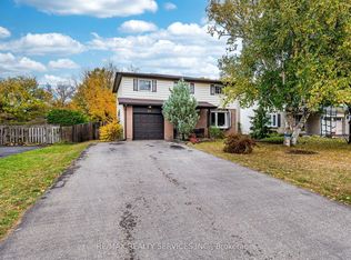 24 Carberry St, Erin, ON N0B1T0
