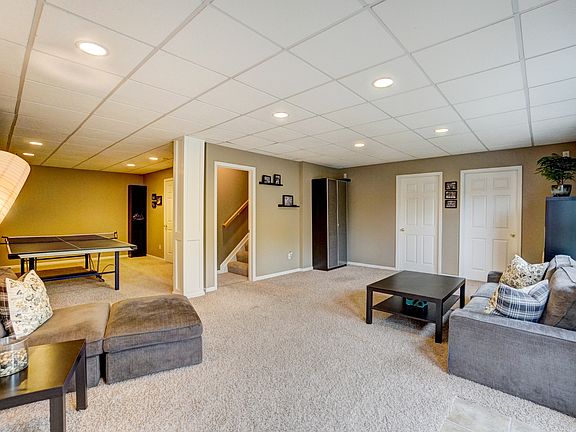 5th image of 6767 Edgeworth Dr