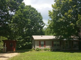 11 Ridge Rd, Lawrenceburg, TN 38464