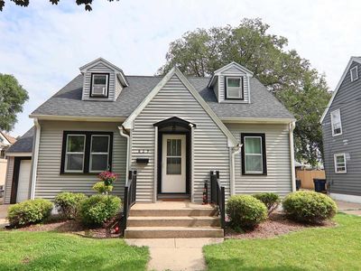 825 Blaine Avenue, Janesville, WI, 53545