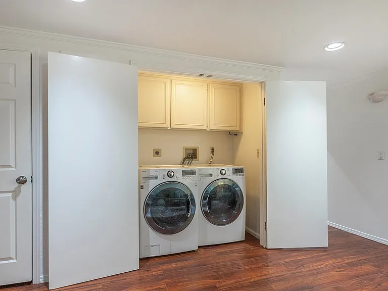 441 Camille Cir #12 — Photo 44
