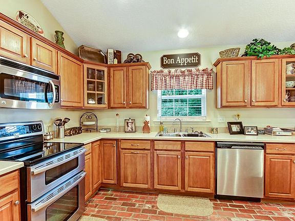 4th image of 96147 Theron Ct