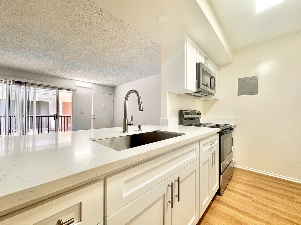 17821 Sherman Way #14