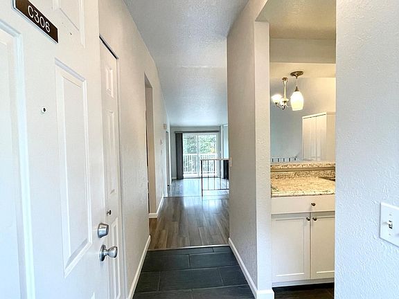 4th image of 9484 Redmond Woodinville Rd NE APT C306