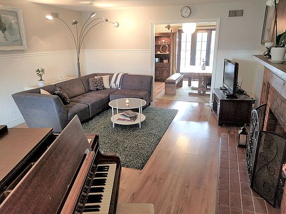 4th image of 17551 Linda Ln