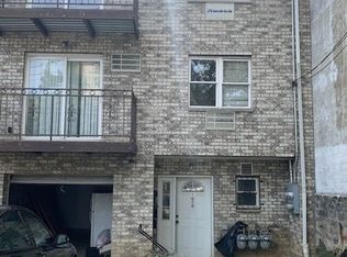 1050 E 223rd St, Bronx, NY 10466