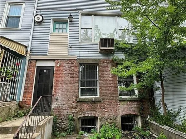 345 46th Street image 2 of 6