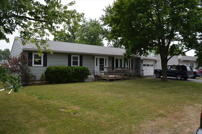 1st image of 310 Maryanne Ave
