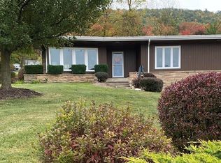 606 E Watson St, Bedford, PA 15522