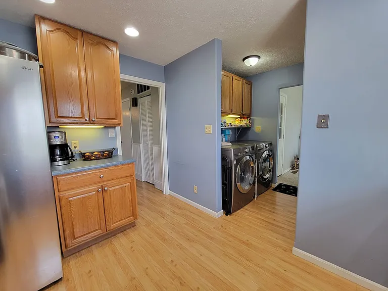 1801 Kenny Ave — Photo 6