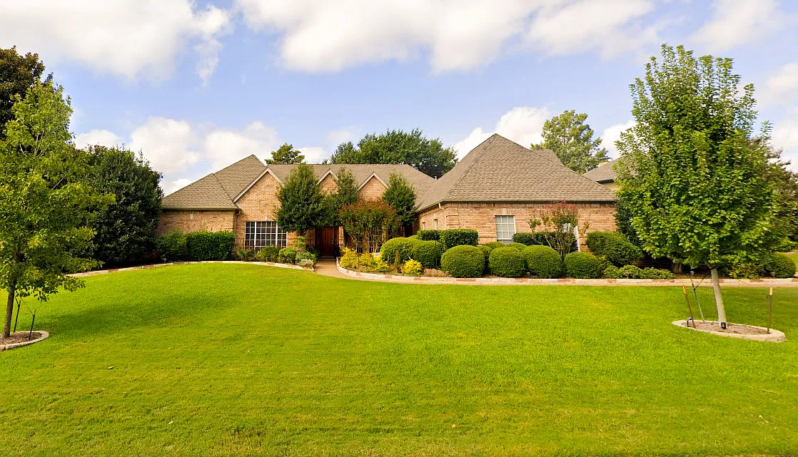 Building Photo - 360 Highland Oaks Cir