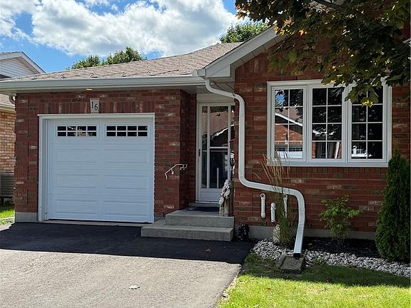 2nd image of 60 Whitlaw Way #16