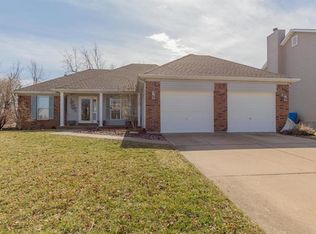3333 Saddleridge Dr, Saint Charles, MO 63301