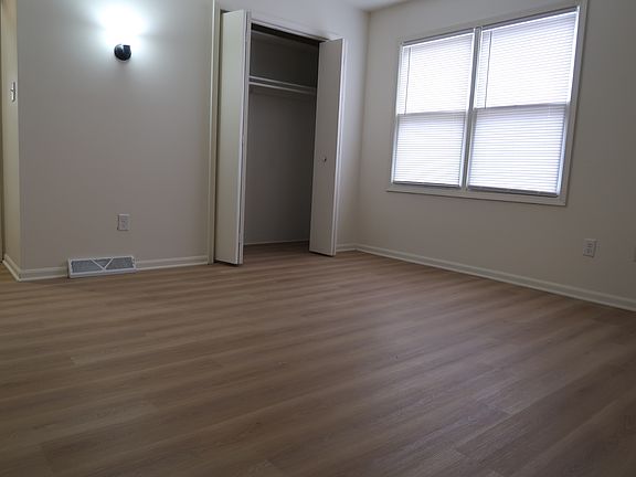 5th image of 779-781 56th St SE