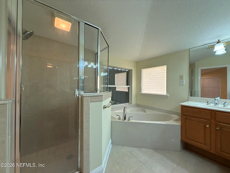 692 Sand Isles Cir — Photo 24