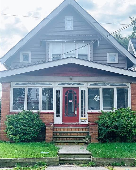 2nd image of 1224 Camden St