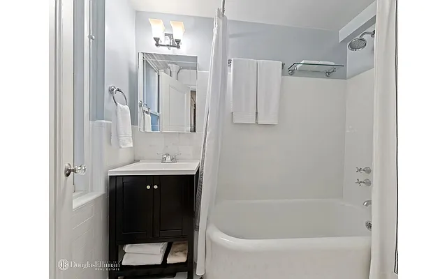Sold by Douglas Elliman | media 6