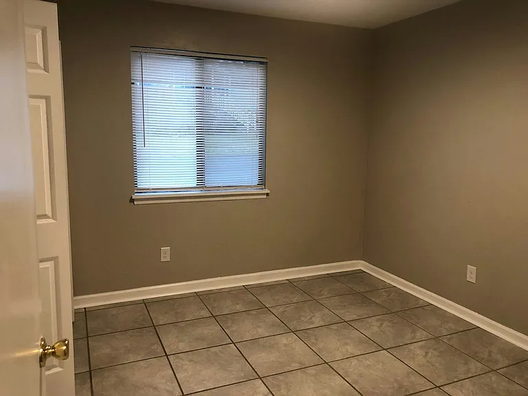 Bedroom #1