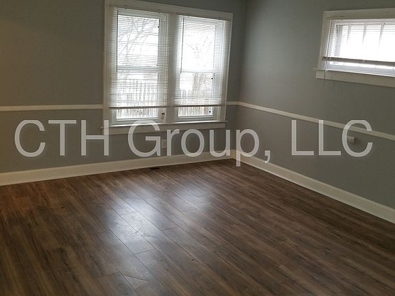 4th image of 794 E Deshler Ave