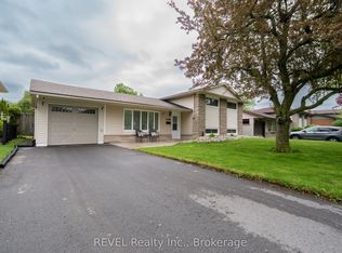 4480 Queensway Gdns, Niagara Falls, ON L2E 6P7
