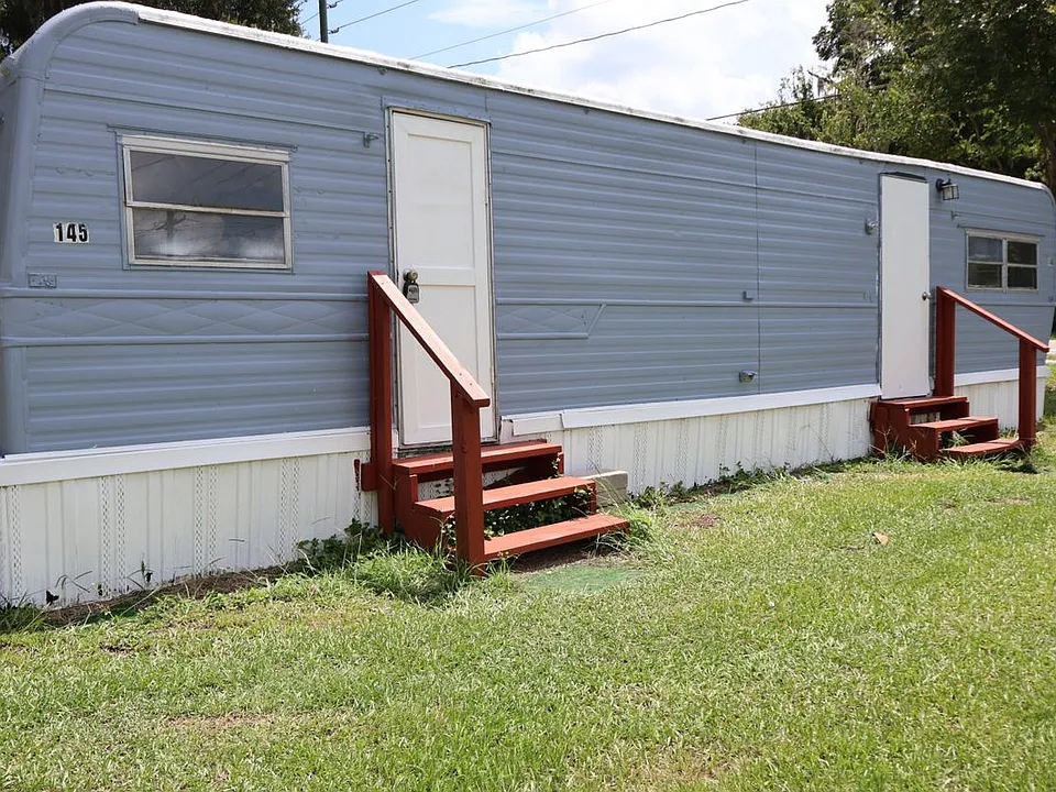 145 Alby Loop