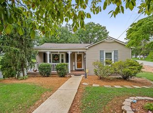 301 S Young St, Sparta, TN 38583