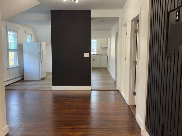 122 Hudson St #3
