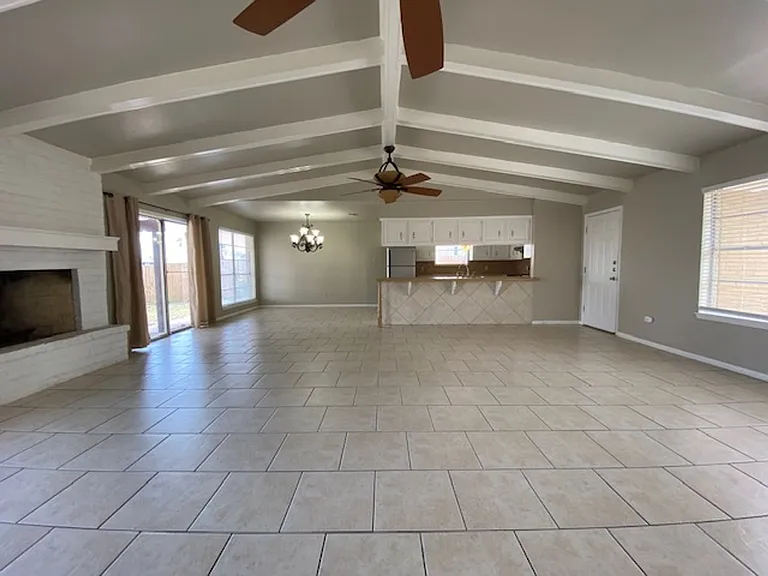 14126 Atascadera Ave — Photo 3