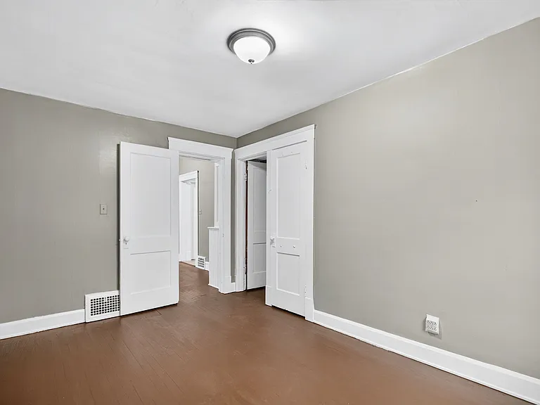 4265 E 128th St #1 — Photo 10