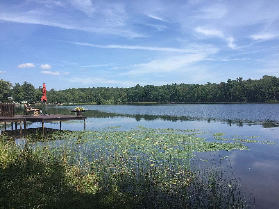 View at deeded right of way