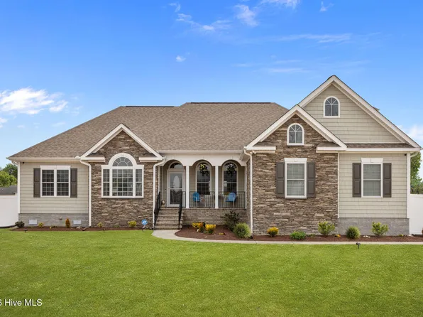 2889 Beddard Road, Grimesland, NC 27837